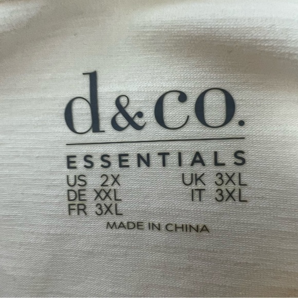 d & co. Essentials Women’s Pullover Top Sz 2X Cream Color Long Sleeves Stretch - Picture 7 of 11